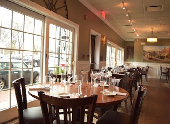 connecticut/fairfield-county/bar/old-post-tavern