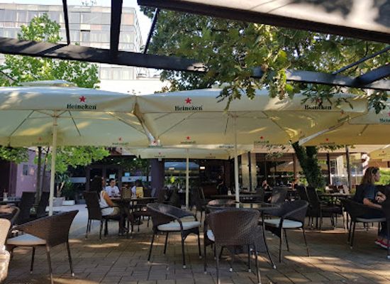 serbia/pomoravlje/bar/restaurant-skver