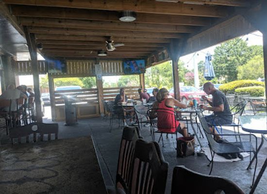 south-carolina/folly-beach/bar/lowdown-oven-and-bar