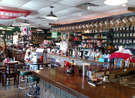 iowa/driftless-area/bar/the-mucky-duck-pub