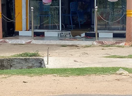 sri-lanka/vavuniya-district/bar/janushan-cool-bar