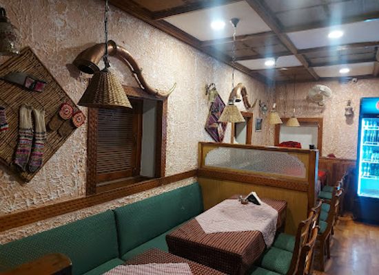 india/the-himalayas/bar/khyber-restaurant-and-bar