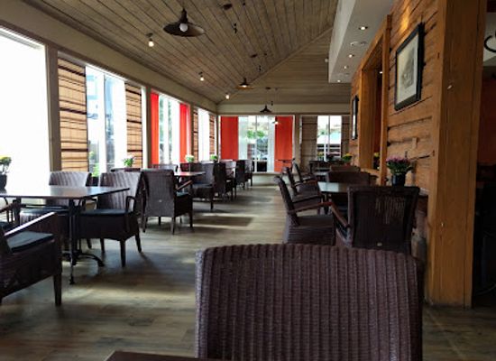 estonia/rakvere/bar/laada-bistroo