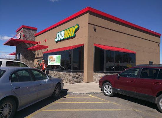 nebraska/pine-ridge/bar/subway