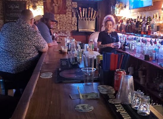 california/gold-country/bar/log-cabin