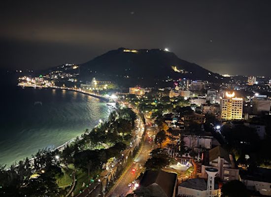 vietnam/vung-tau/bar/roof-top-bar-breeze