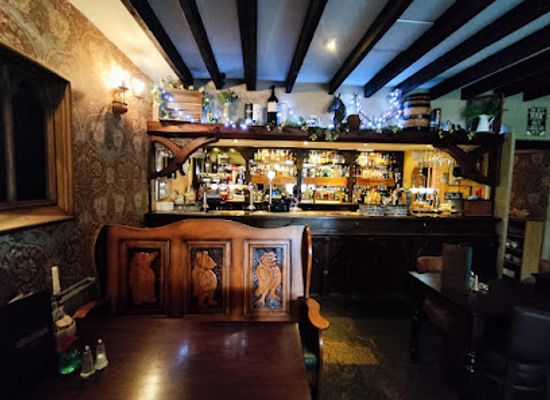 united-kingdom/peeblesshire/bar/the-horseshoe-inn