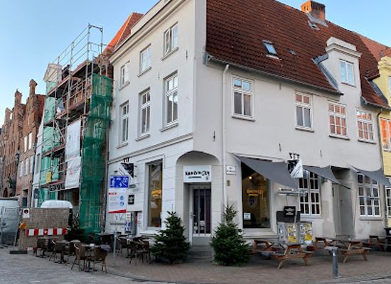 germany/lubeck/bar/kandinsky-lubeck