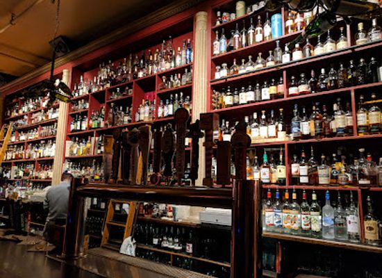 new-york/syracuse/downtown-syracuse/bar/al-s-wine-whiskey-lounge