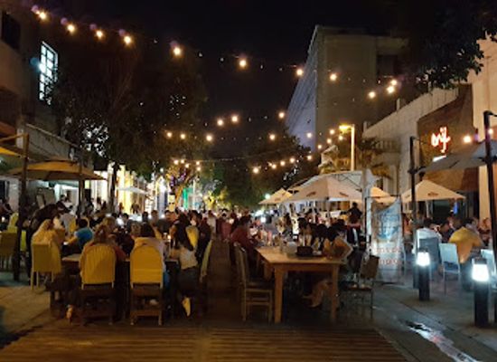 mexico/sierra-madre-occidental/bar/la-bodega-wings-beer