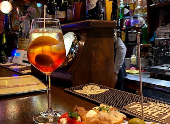 italy/venice/bar/irish-pub-santa-lucia