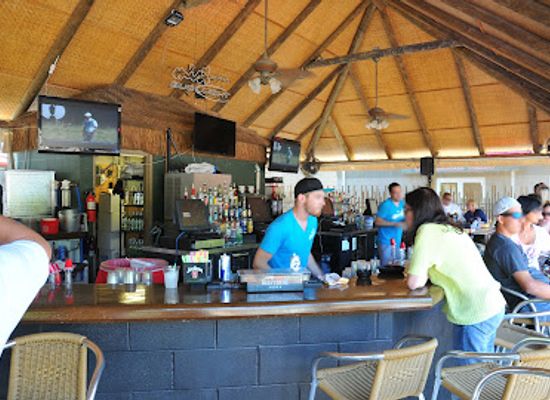 ohio/put-in-bay/bar/mist-pool-bar-put-in-bay