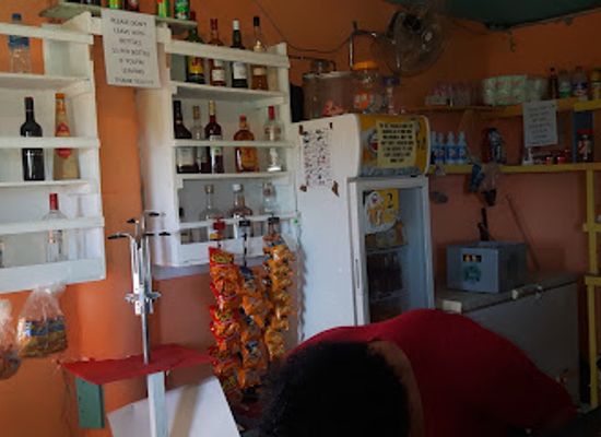 saint-lucia/micoud-quarter/bar/sequeen-s-bar