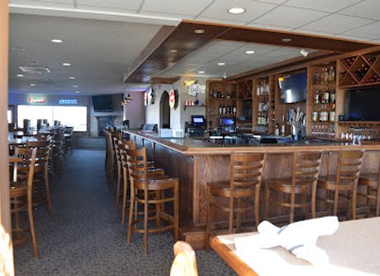 north-dakota/valley-city/bar/city-lights-supper-club-lounge