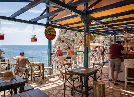 croatia/dalmatia/bar/beach-bar-dodo