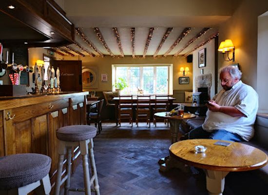 united-kingdom/wiltshire/bar/the-white-horse-inn