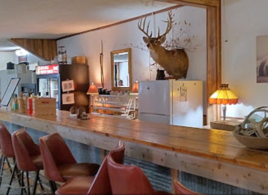 iowa/loess-hills/bar/loess-hills-country-corner