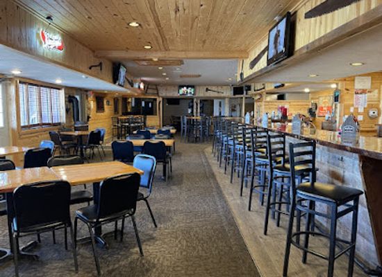minnesota/otter-tail-lakes-country/bar/the-woodshed-bar-grill