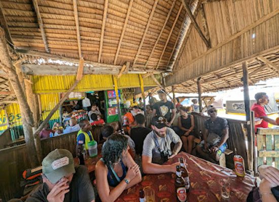 madagascar/diana/bar/tuk-tuk-bar