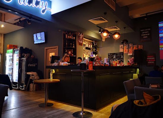 romania/constanta-area/bar/friday-resto-pub