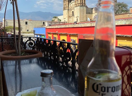 mexico/mixteca/bar/desestresse-oaxaca-drinks-cocktails