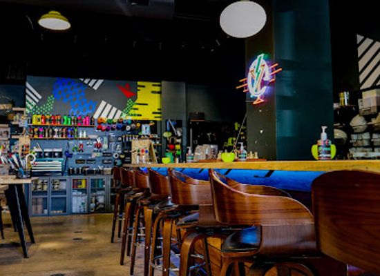 ohio/central-ohio/bar/makers-social