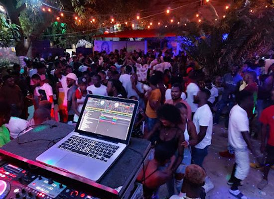 haiti/centre/bar/smart-bar