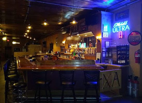 arizona/white-mountains/bar/xa-bar-and-grill