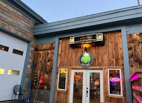 vermont/windham-county/bar/jax-on-tap