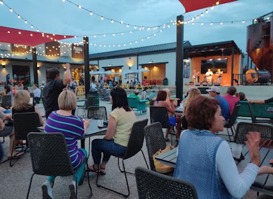 alabama/huntsville/bar/pourhouse-huntsville