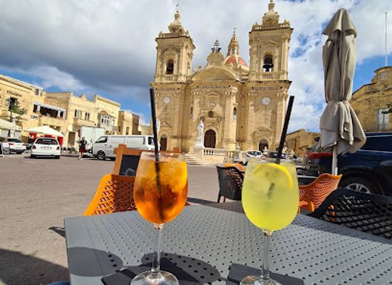 malta/gozo-citadel/bar/73-in-the-square