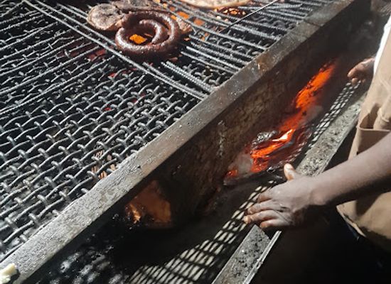 zimbabwe/gweru/bar/avenues-restaurant