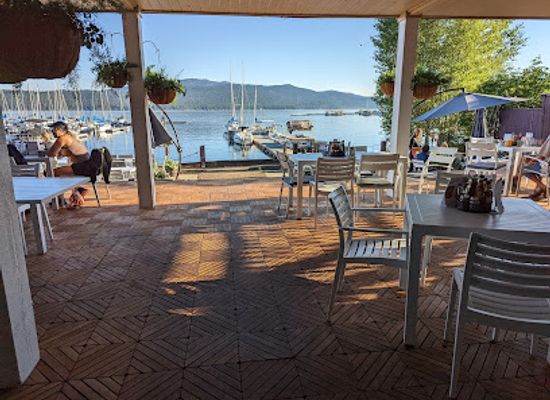 idaho/payette-lake/bar/brunchette-on-the-lake