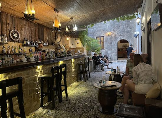 greece/rhodes/lindos/bar/captains-house-bar