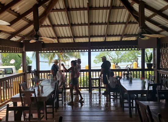 honduras/bay-islands/bar/restaurante-bar-y-discoteca-perla-del-mar