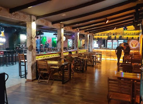 bolivia/lake-titicaca-basin/bar/chopao-resto-bar
