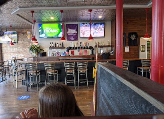 minnesota/cuyuna-country-state-recreation-area/bar/rafferty-s-original-and-woodfired-pizza