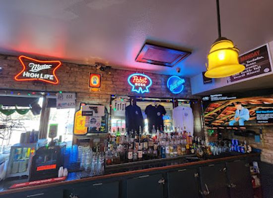 wisconsin/glacial-lake-wisconsin/bar/sportsman-s-pub-grub