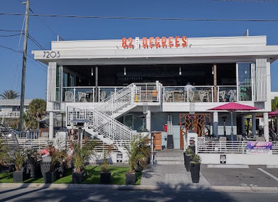 florida/st-petersburg-beach/bar/82-degrees-bar-grill