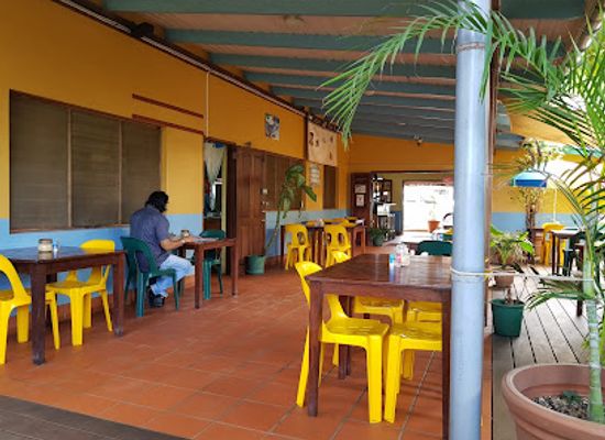 vanuatu/sanma/bar/natangora-cafe