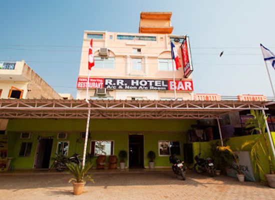 india/pushkar/bar/r-r-hotel-bar-non-veg-restaurant-and-take-away