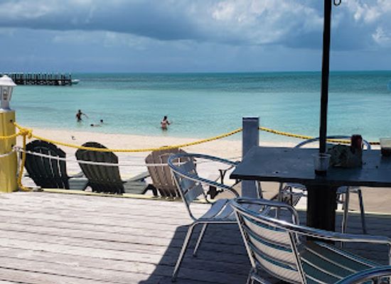 the-bahamas/exuma-cays-land-and-sea-park/bar/ty-s-sunset-bar-grill