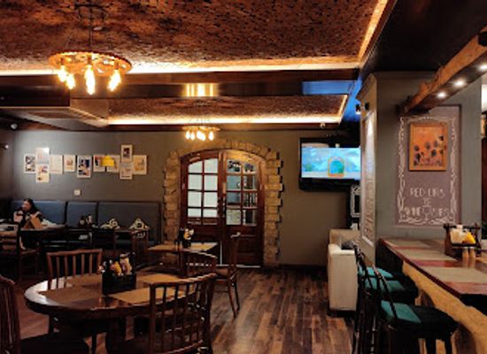 india/manali/bar/johnson-bar-and-restaurant