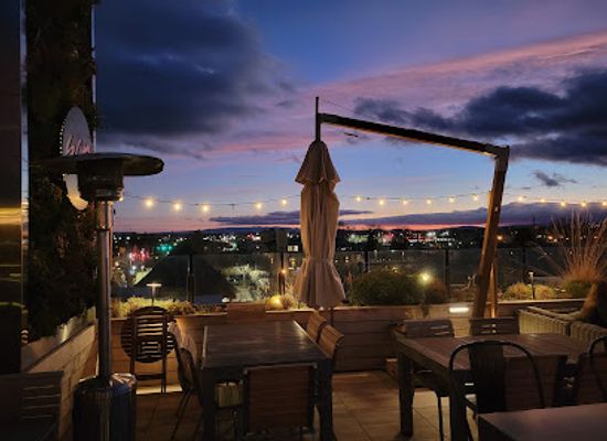 oregon/jefferson-county/bar/the-rooftop-at-scp-redmond