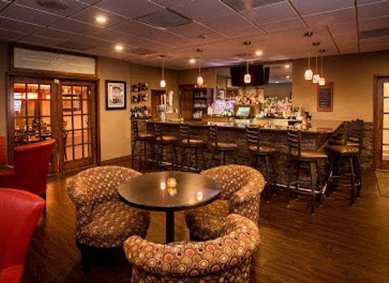 michigan/marquette/bar/harley-s-restaurant-and-lounge