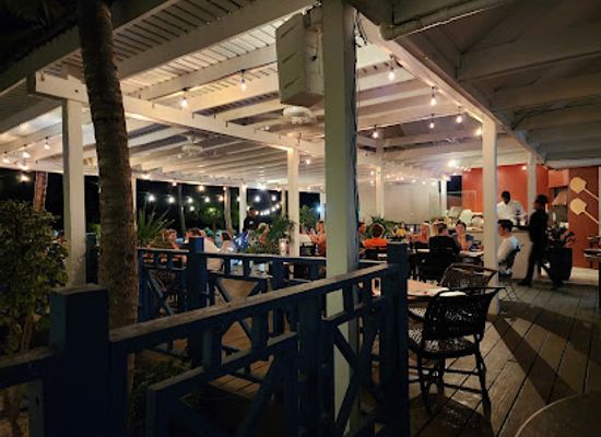 turks-and-caicos-islands/leeward-beach/bar/salt-bar-and-grill