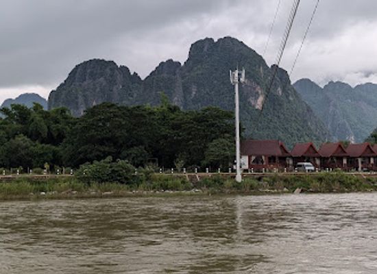 laos/vang-vieng-karst-landscape/bar/sakura-bar