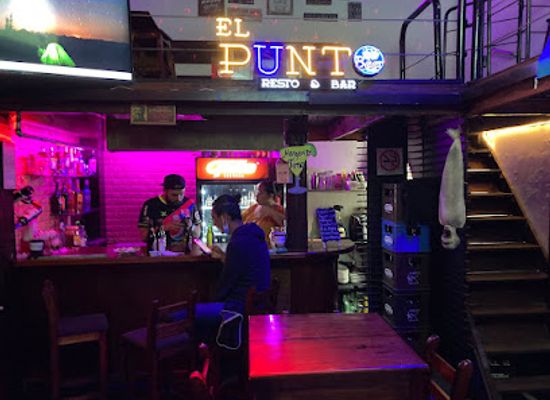guatemala/quetzaltenango-xela/bar/el-punto-restobar-xela