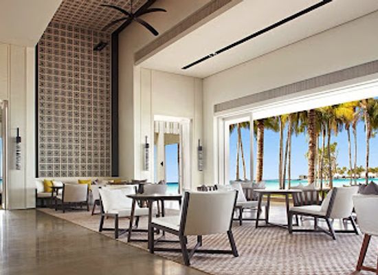 maldives/noonu-atoll/bar/le-white