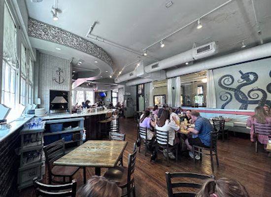 mississippi/jackson/fondren/bar/saltine-restaurant